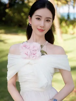 沈乐水（刘诗诗饰演）